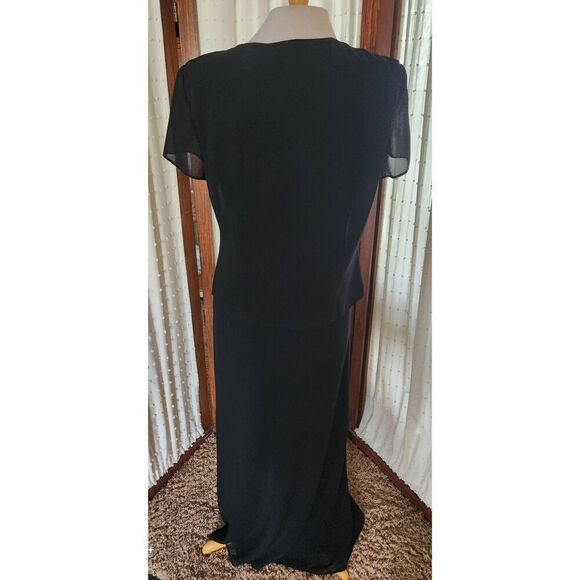 Positive Attitude special occasion dress with sparkly embroidery - Picture 11 of 11